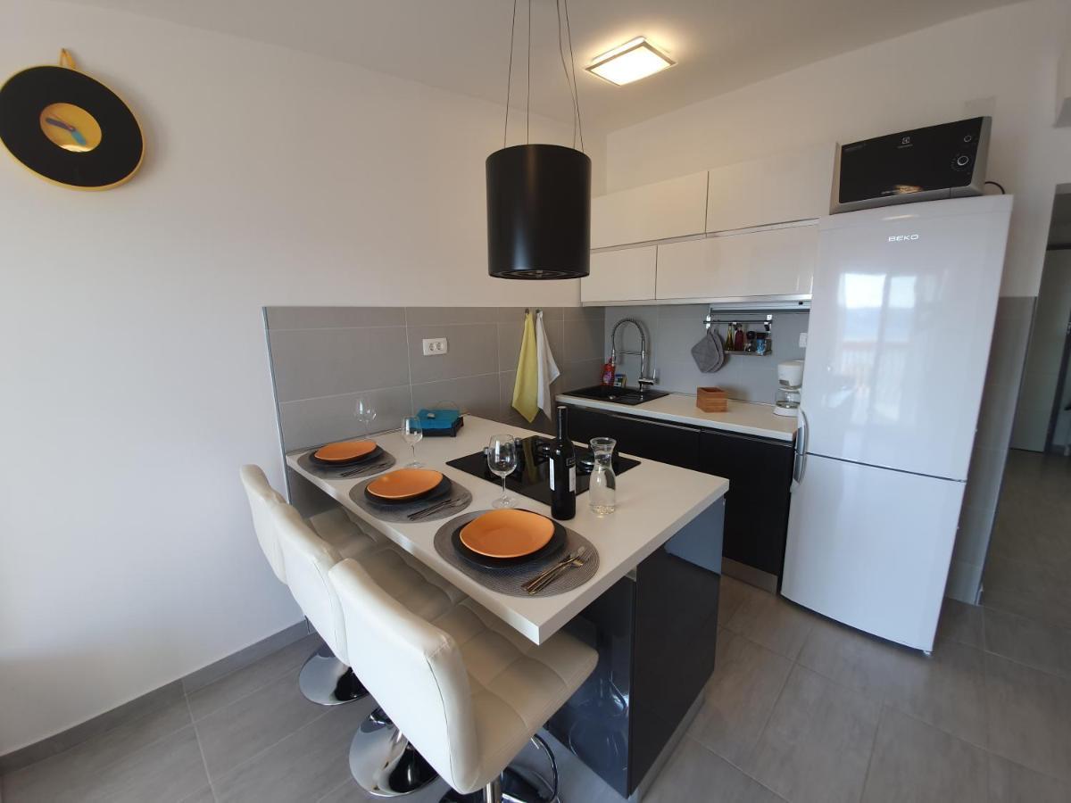 Comfortable Family Apt Iris 20M From Beach In Mandre Eksteriør bilde