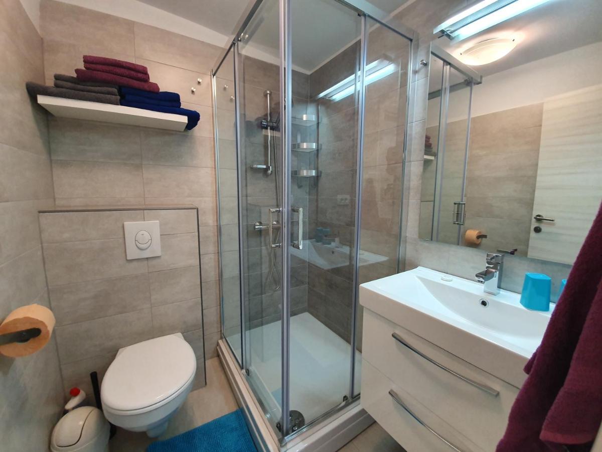 Comfortable Family Apt Iris 20M From Beach In Mandre Eksteriør bilde