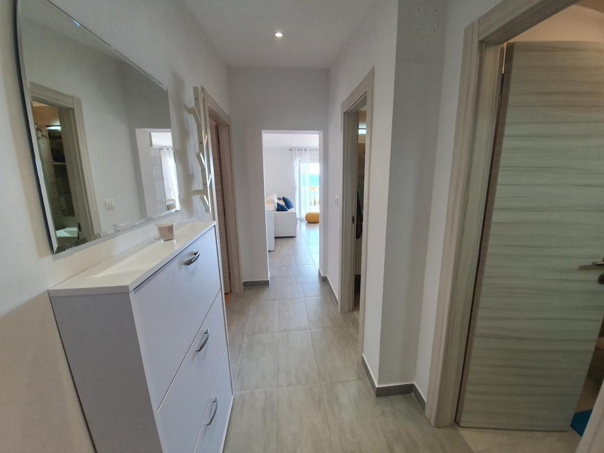 Comfortable Family Apt Iris 20M From Beach In Mandre Eksteriør bilde