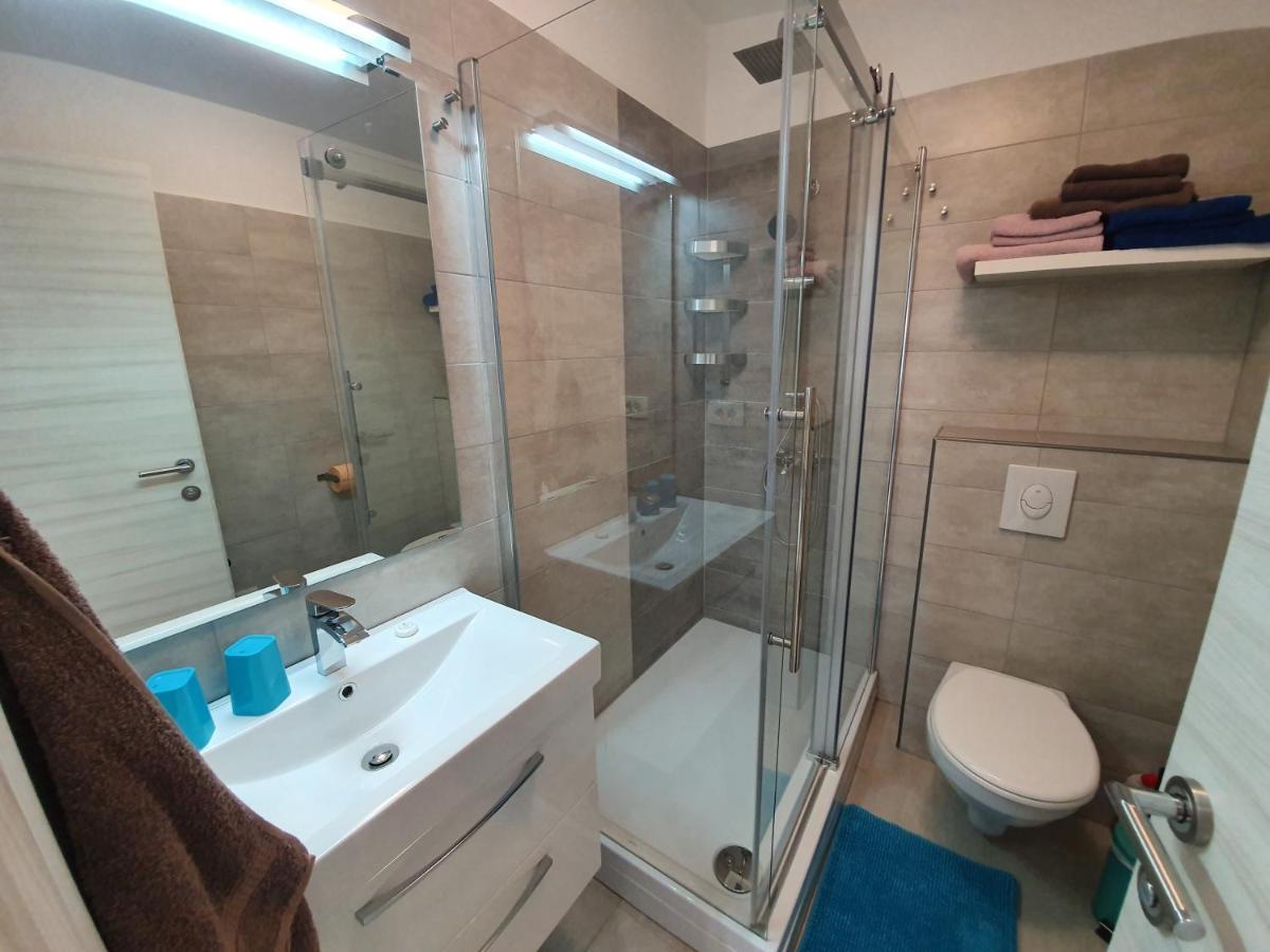 Comfortable Family Apt Iris 20M From Beach In Mandre Eksteriør bilde