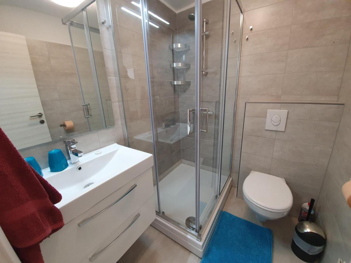 Comfortable Family Apt Iris 20M From Beach In Mandre Eksteriør bilde