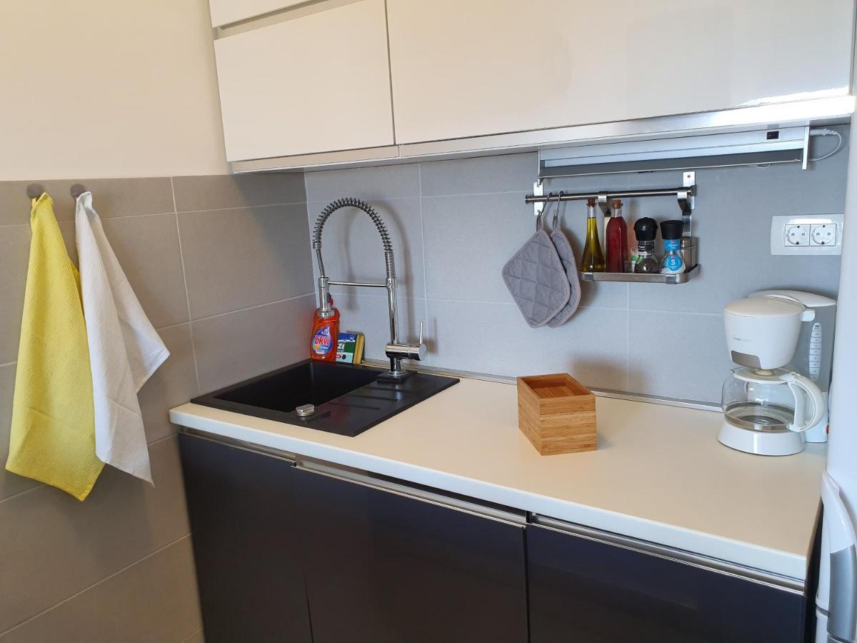 Comfortable Family Apt Iris 20M From Beach In Mandre Eksteriør bilde